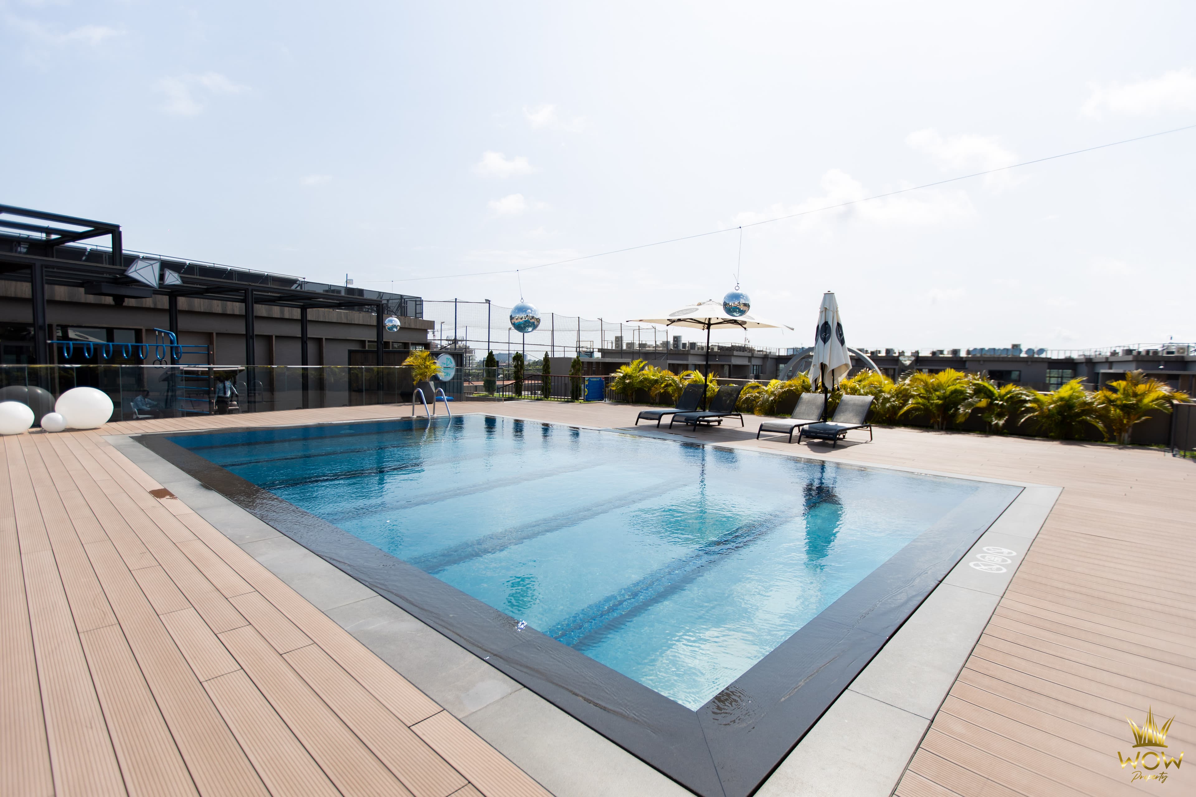 Glass-floor pool at The Diamond in City
