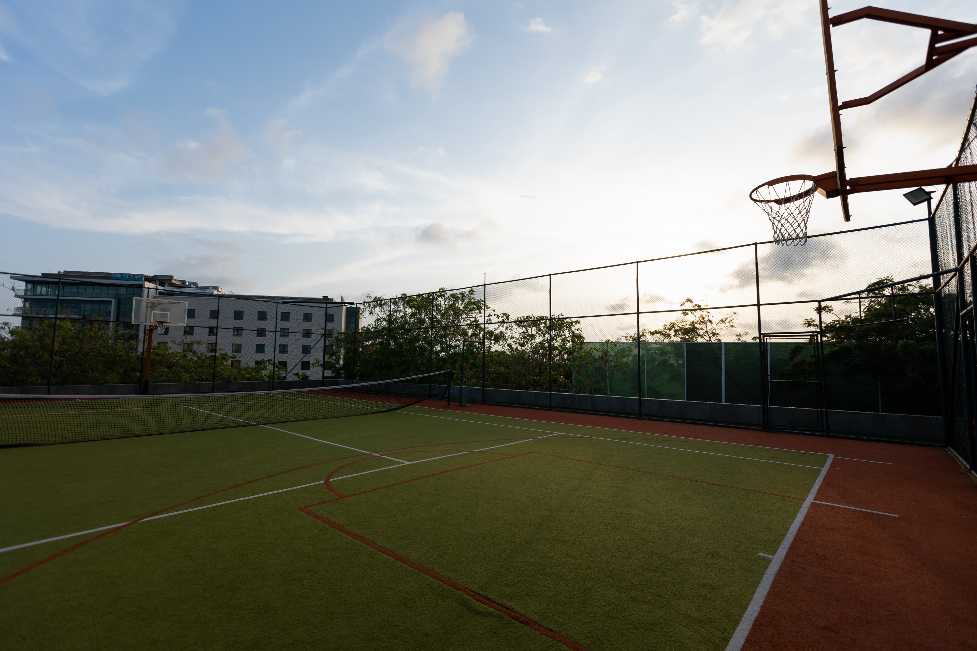 Sports courts at The Pearl in City