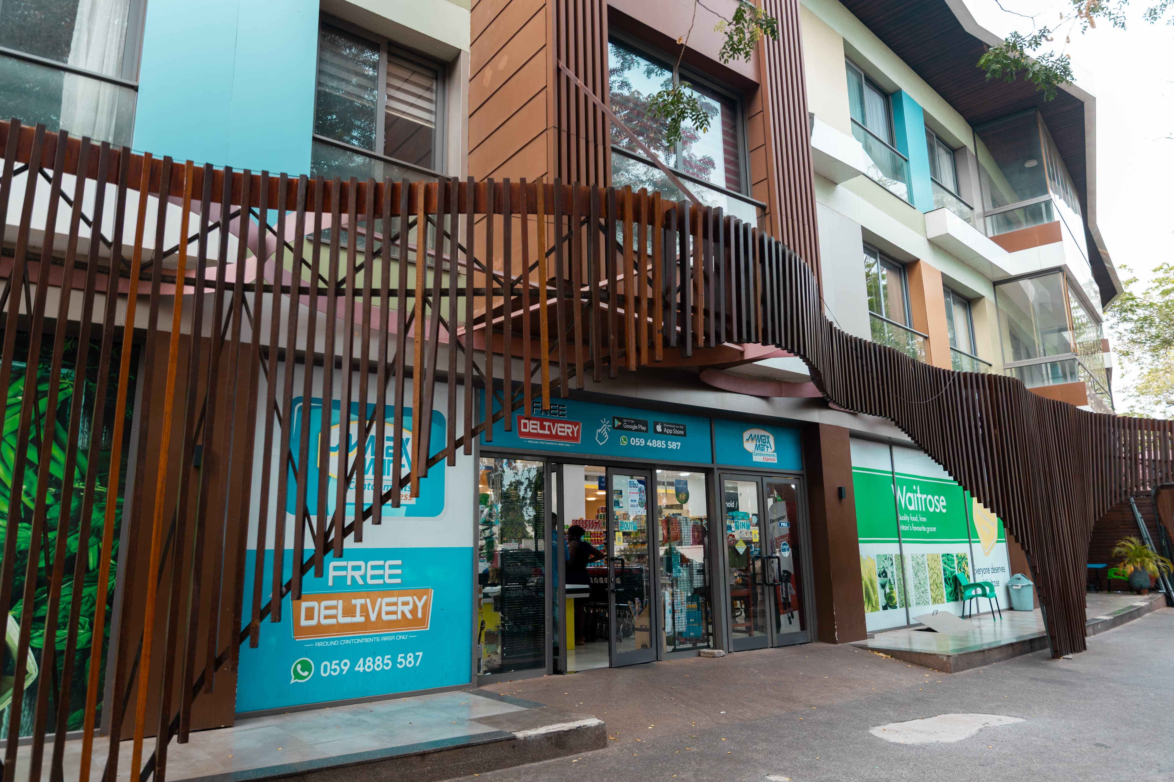 Premium supermarket at The Pearl in City
